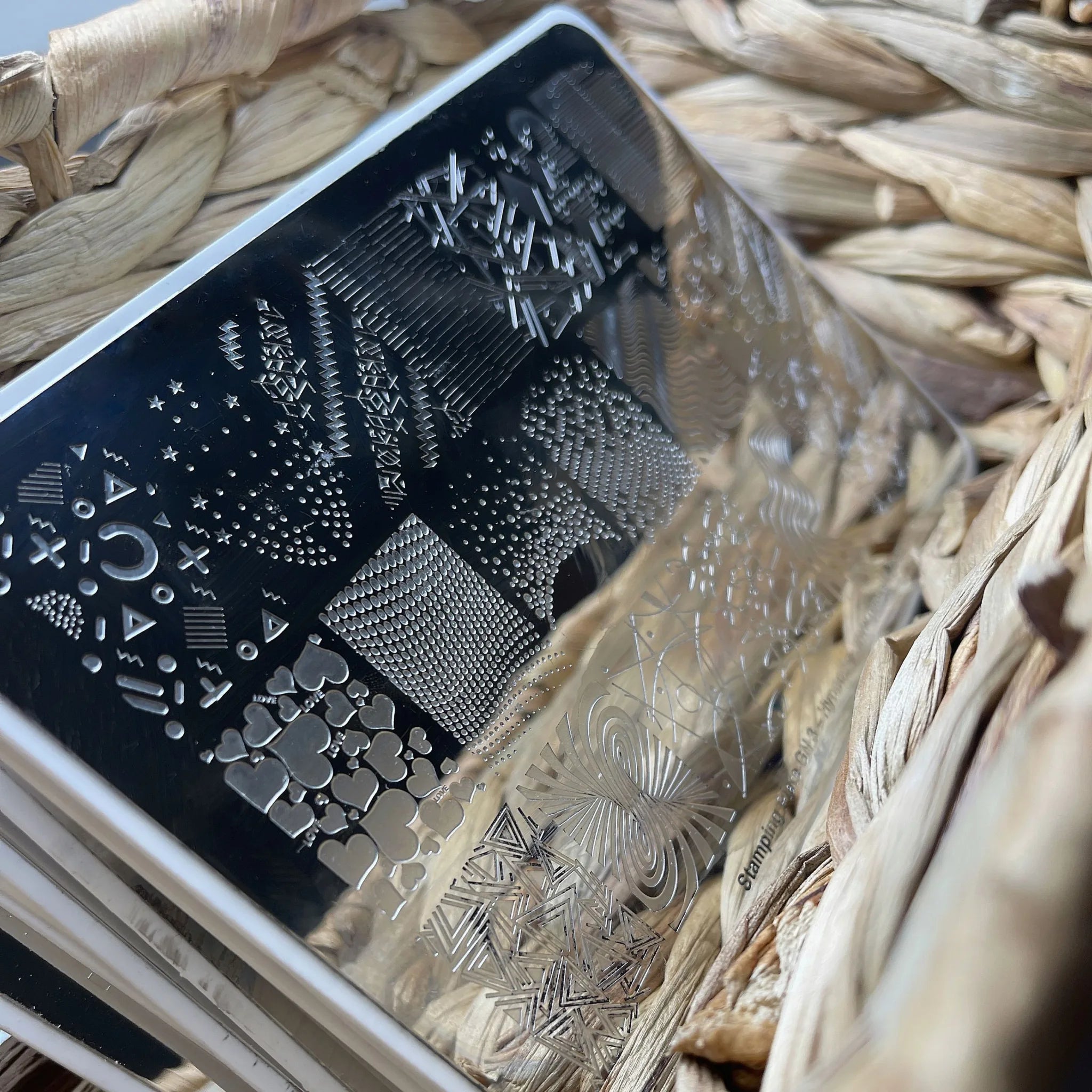 Stamping Plate  3 - Hypnotic GET NAILS