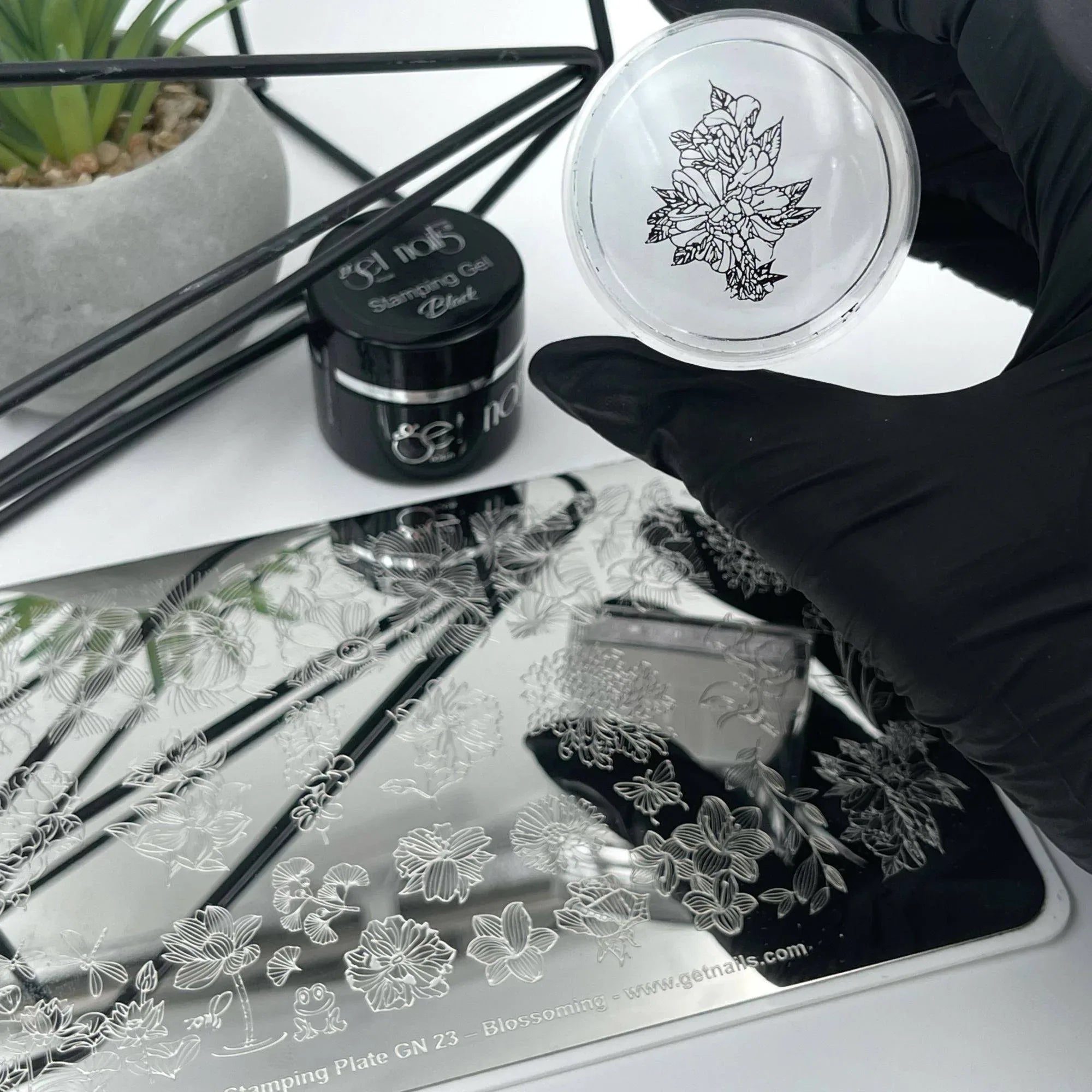 Stamping Plate 23 - Blossoming  GET NAILS