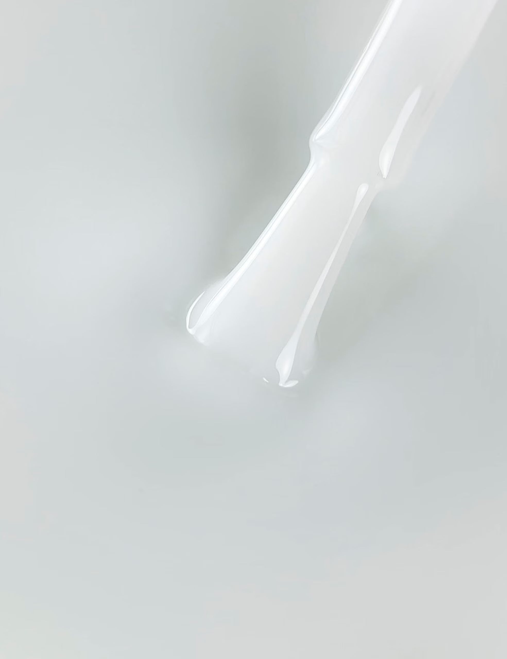 BIBLIOTEKA Cover Base 01 Veil - Semi transparent milky, 10ml