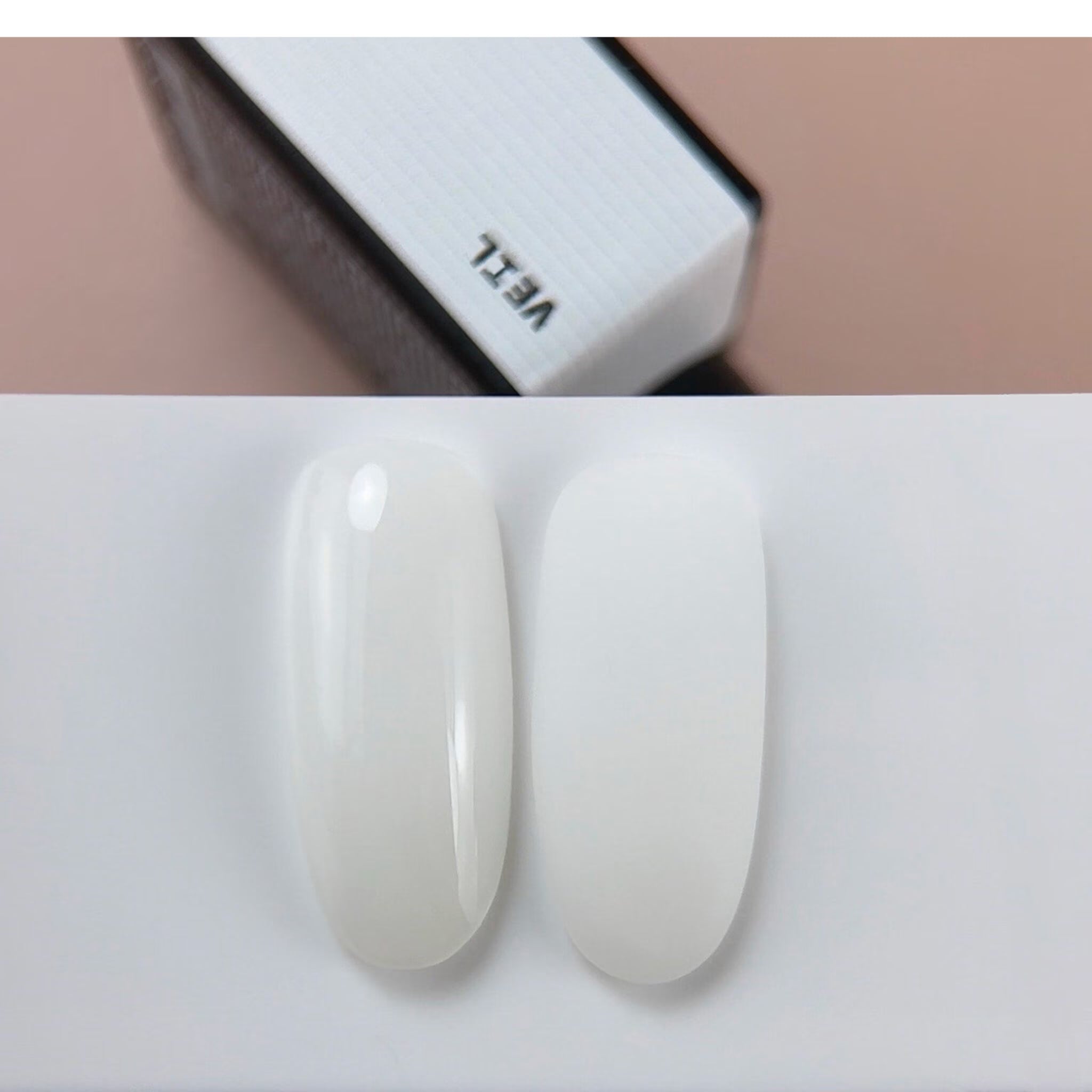 BIBLIOTEKA Cover Base 01 Veil - Semi transparent milky, 10ml