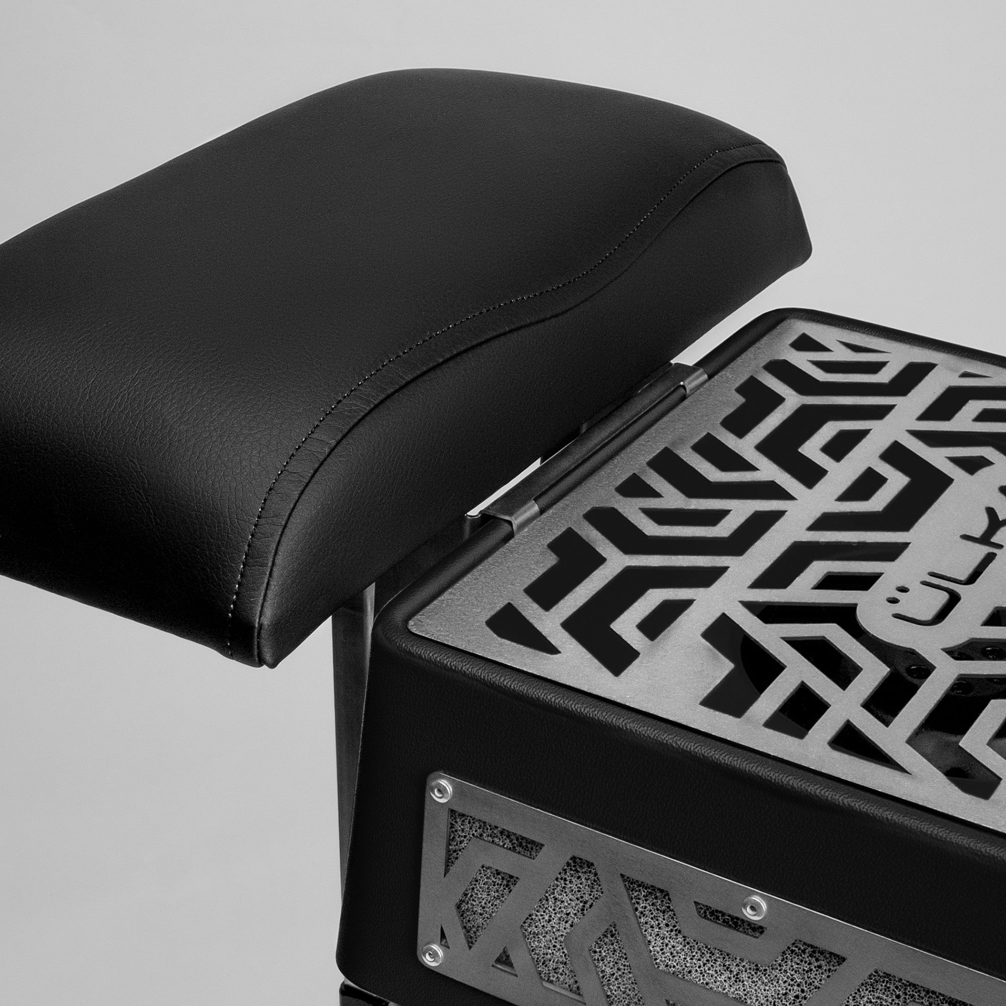 Aspirator pentru pedichiură ÜLKA Premium Black