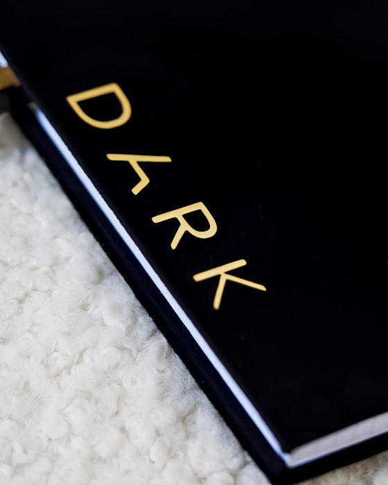 Dark Agenda catifea, A5