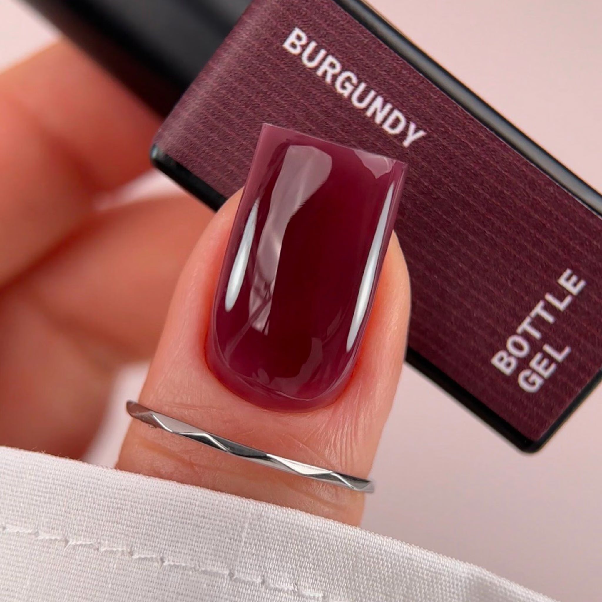 BIBLIOTEKA Bottle Gel 08 Burgundy 10ml