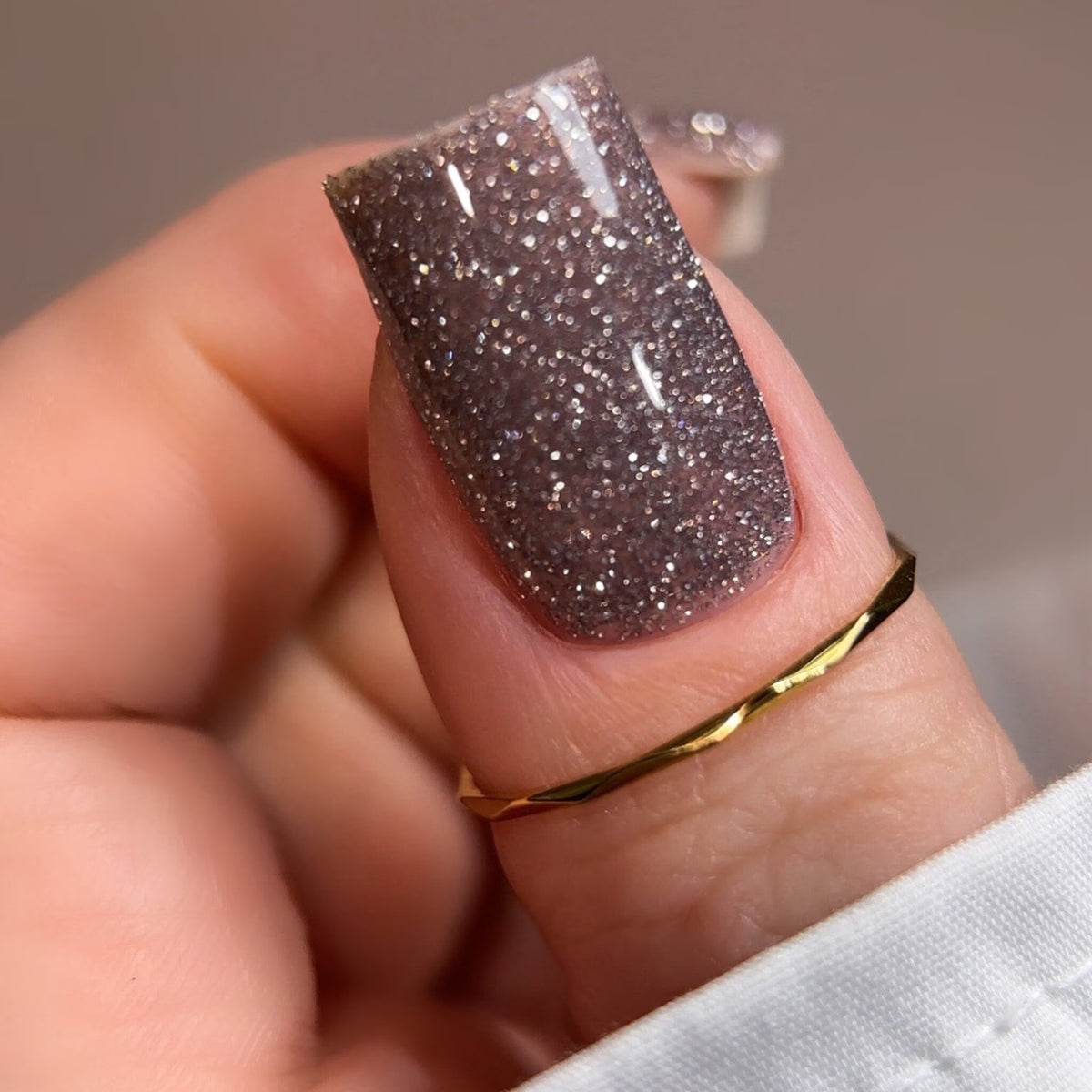 BIBLIOTEKA Gel Polish 04 Rose Gold 10ml