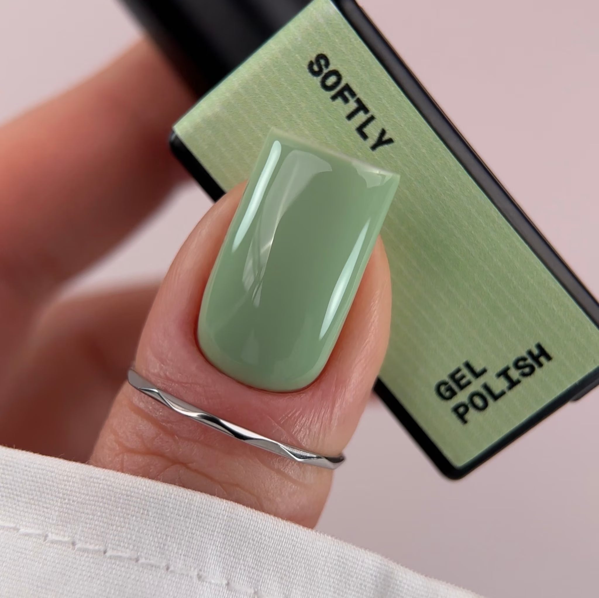 BIBLIOTEKA Gel Polish 60 Softly 10ml