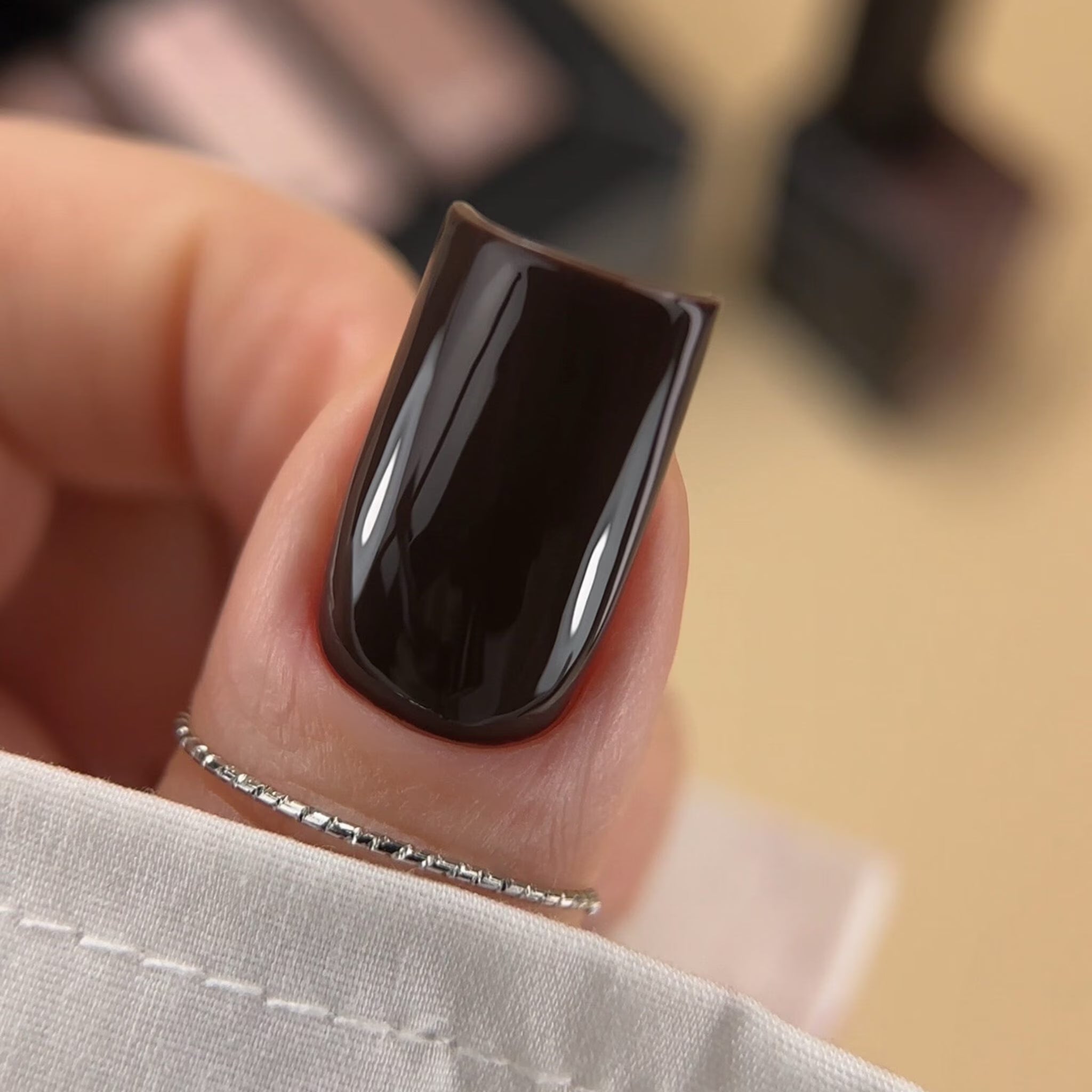 BIBLIOTEKA Gel Polish 40 Oak 10ml